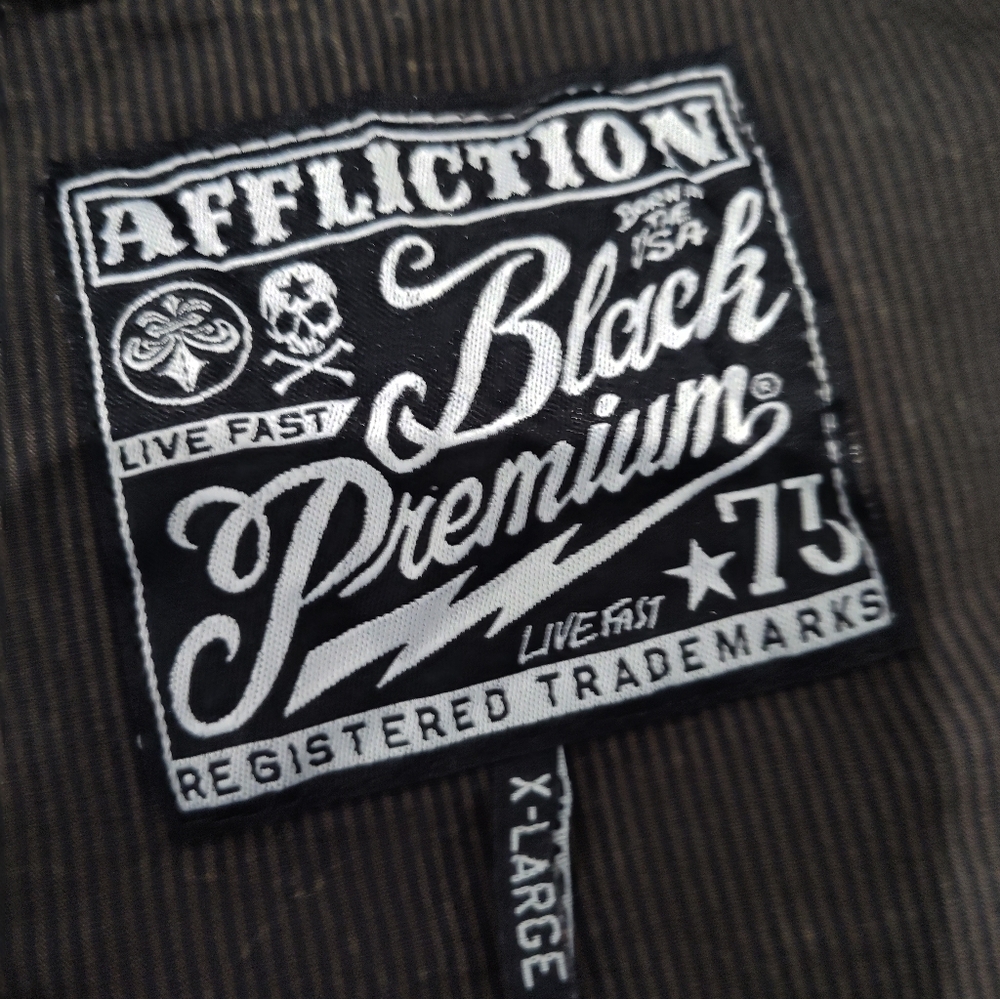 AFFLICTION BUTTON DOWN SHIRT - image 12